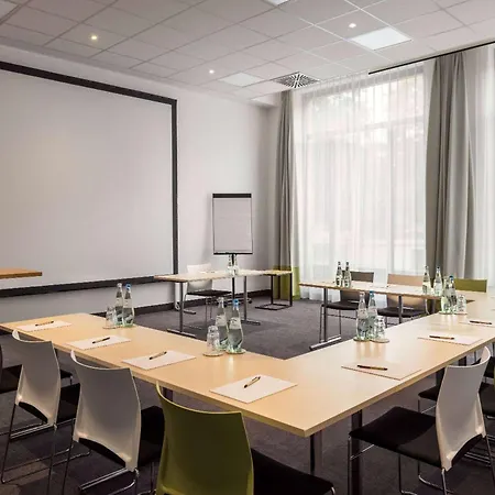 Vienna House Easy By Wyndham 4*